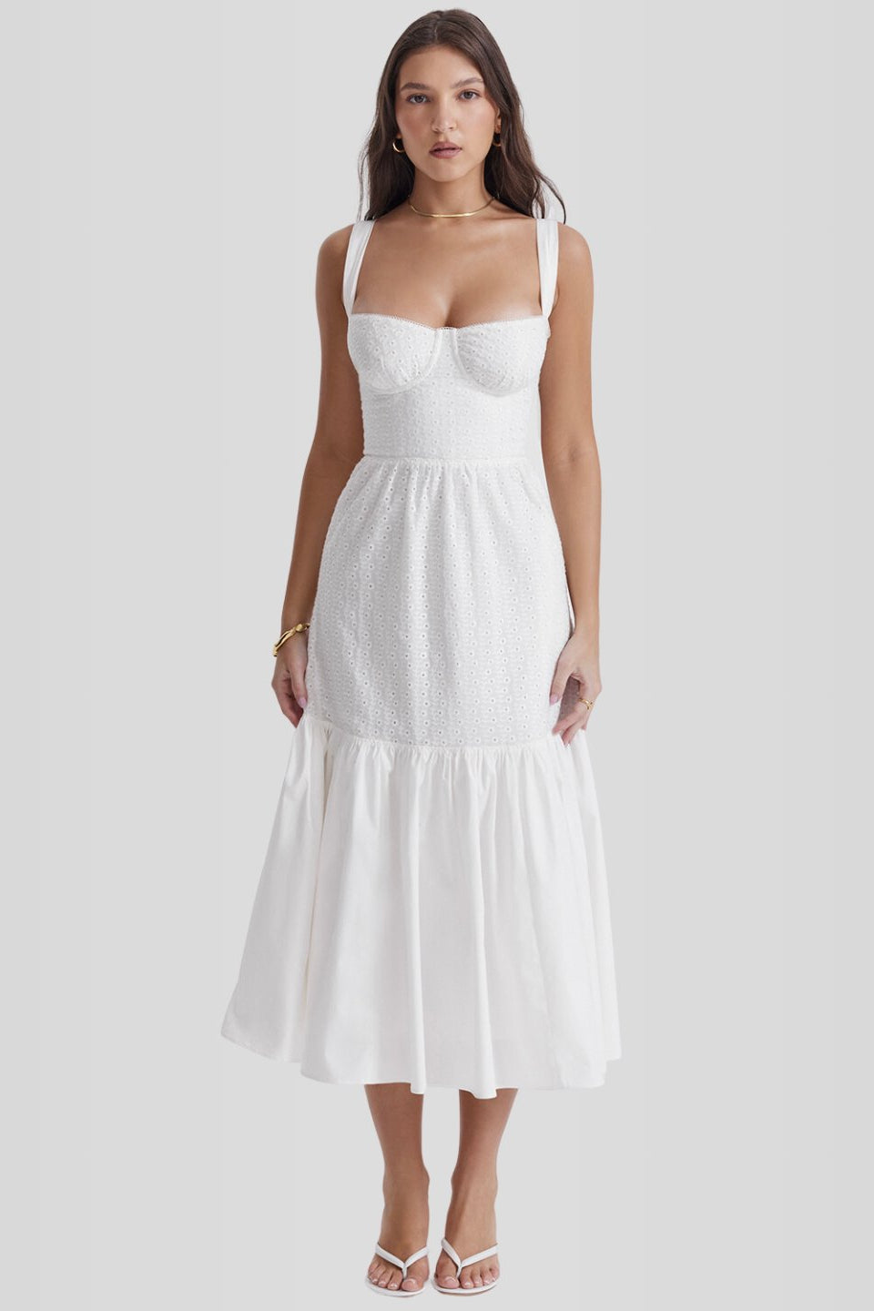 vestidos  vestido mid vestido elegante vestido casual
Veliara store Veliara moldeadores shein vestidos  vestido blanco  vestido novia vestido primavera